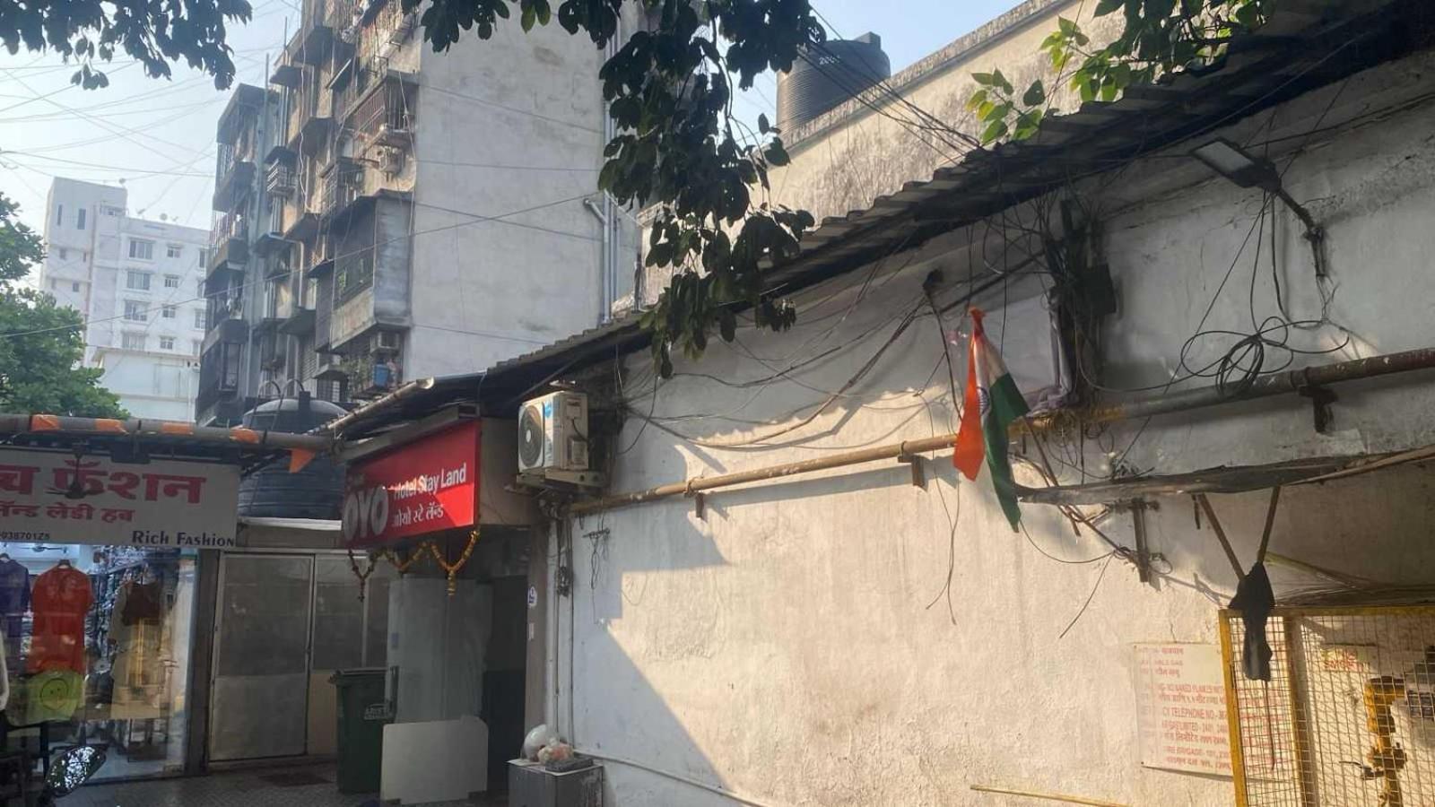 OYO 8685 Hotel Stayland Mumbai Dış mekan fotoğraf