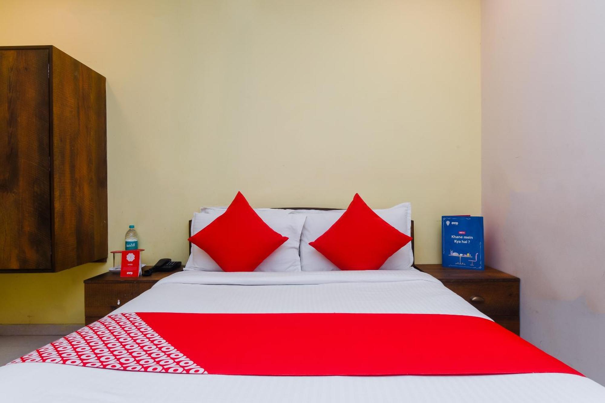 OYO 8685 Hotel Stayland Mumbai Dış mekan fotoğraf