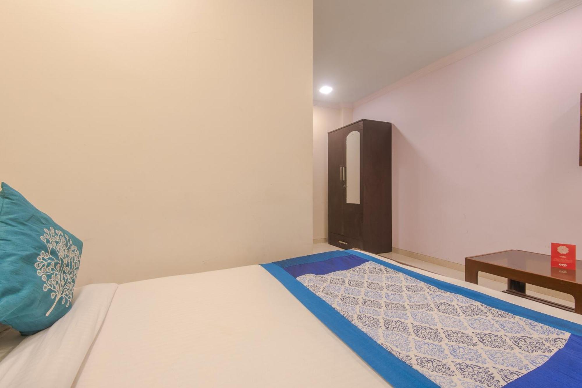OYO 8685 Hotel Stayland Mumbai Dış mekan fotoğraf