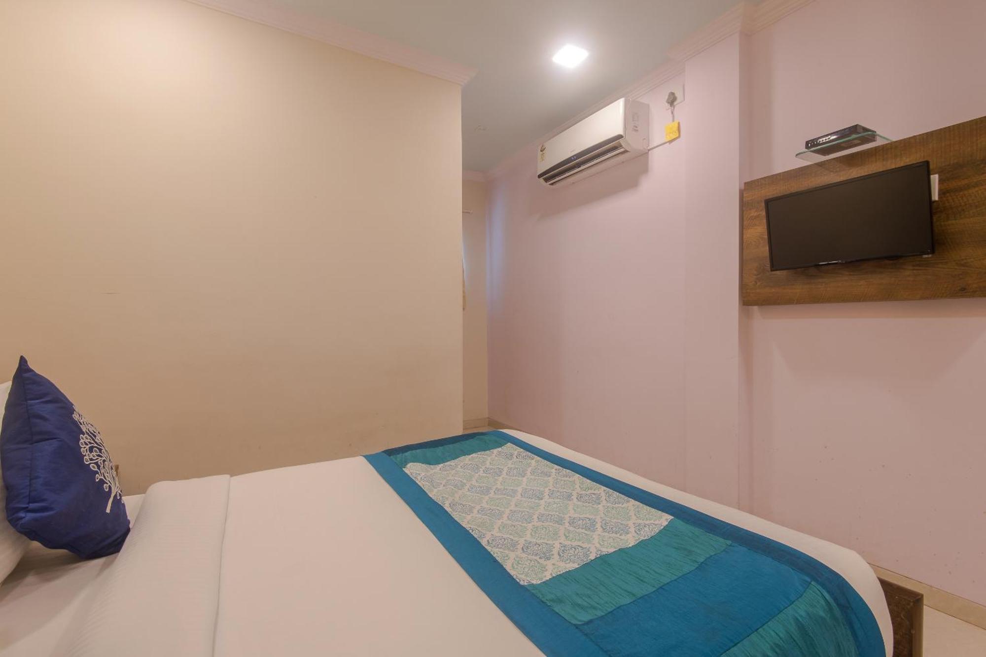 OYO 8685 Hotel Stayland Mumbai Dış mekan fotoğraf