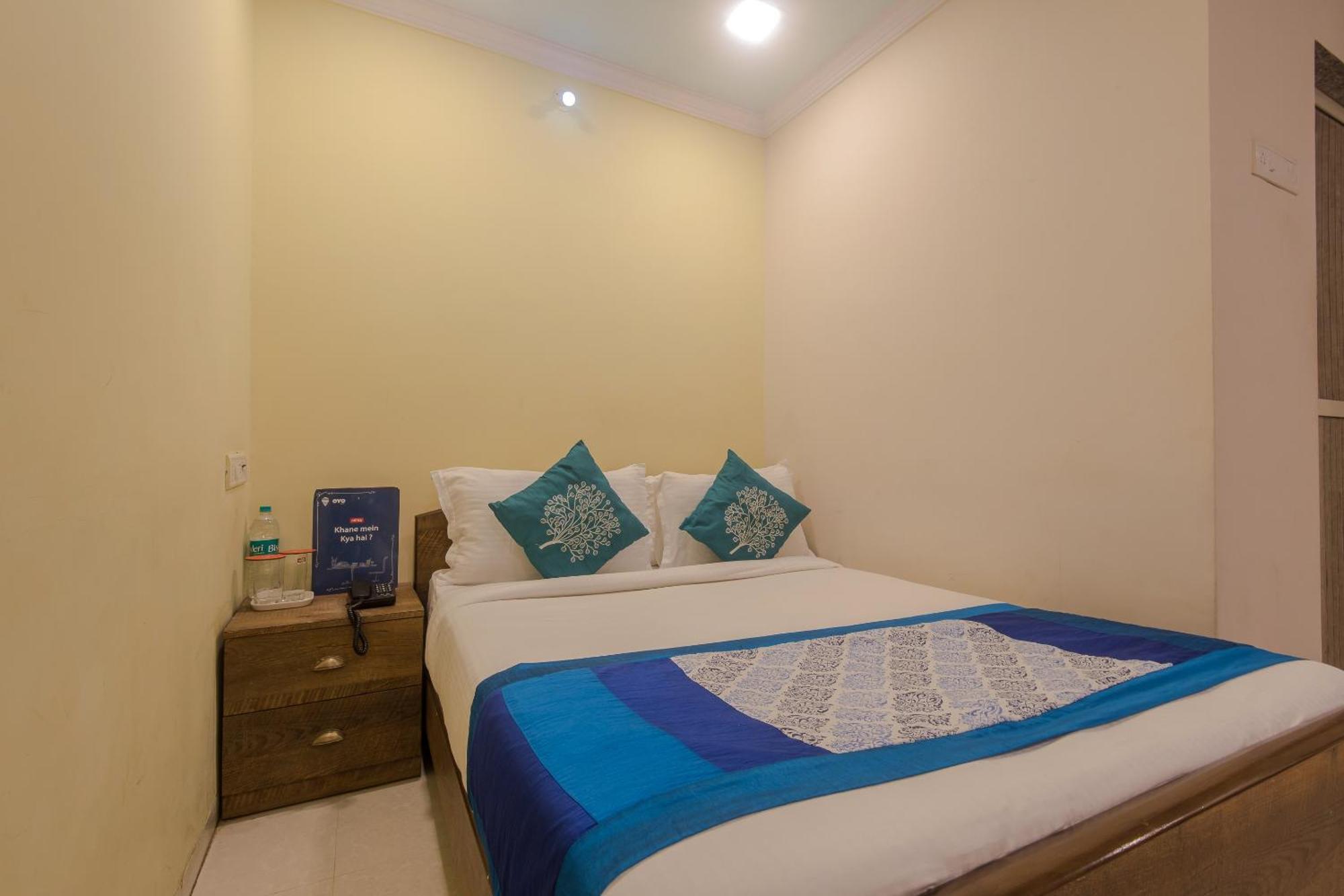 OYO 8685 Hotel Stayland Mumbai Dış mekan fotoğraf
